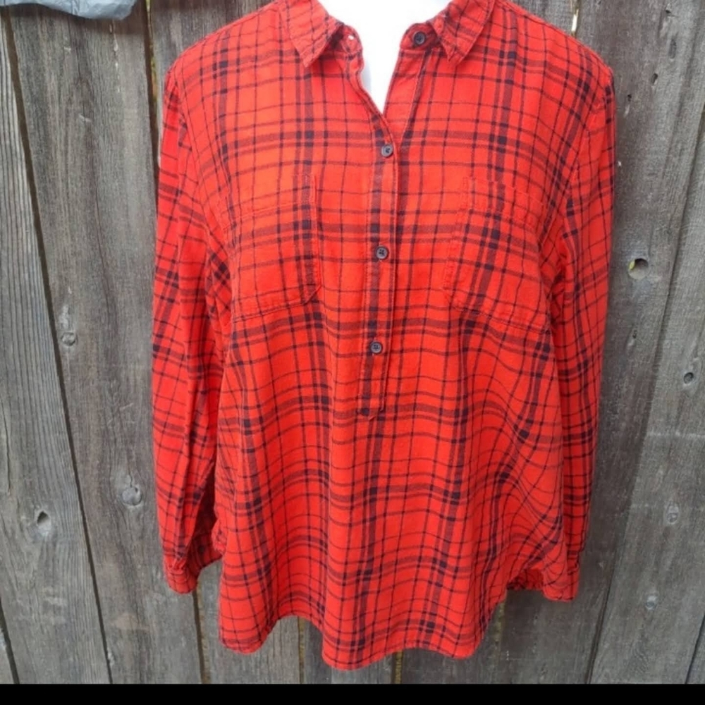 Old Navy Red & Black Plaid Shirt